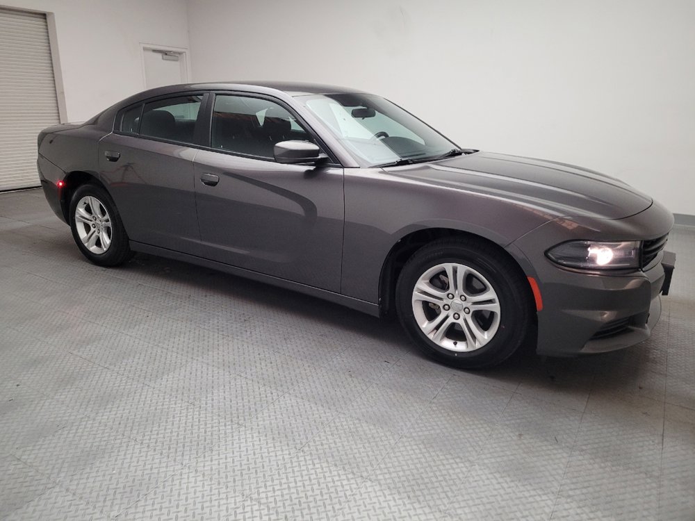 Used 2020 Dodge Charger SXT RWD image 11