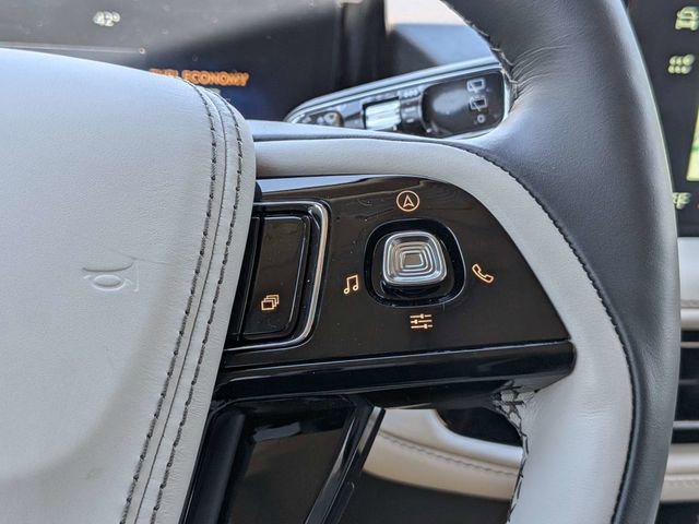 New 2026 Lincoln Aviator 2WD image 26