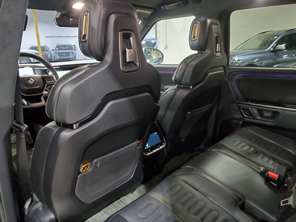 Used 2024 Rivian R1S Adventure AWD/4WD image 30