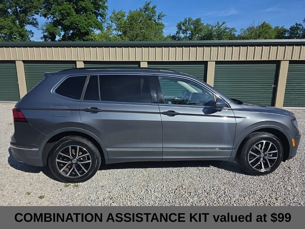Used 2021 Volkswagen Tiguan SE w/ Panoramic Sunroof Package AWD/4WD image 8