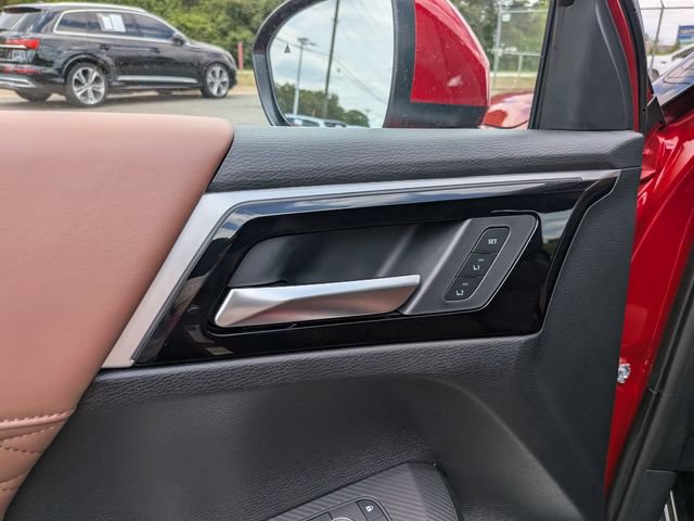 New 2026 Mitsubishi Outlander SEL FWD image 12