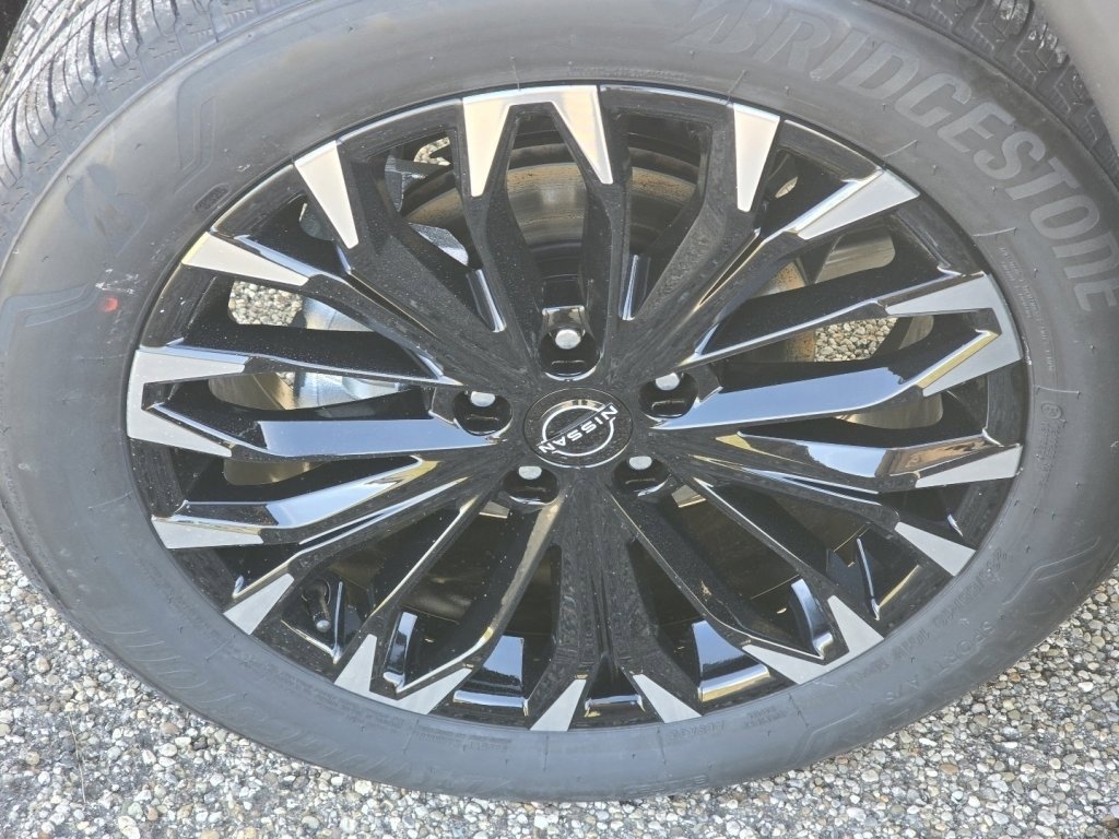 New 2026 Nissan Rogue SV image 18