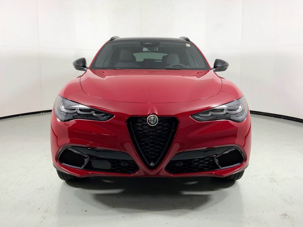 New 2025 Alfa Romeo Stelvio Sprint w/ Convenience Package AWD/4WD image 5