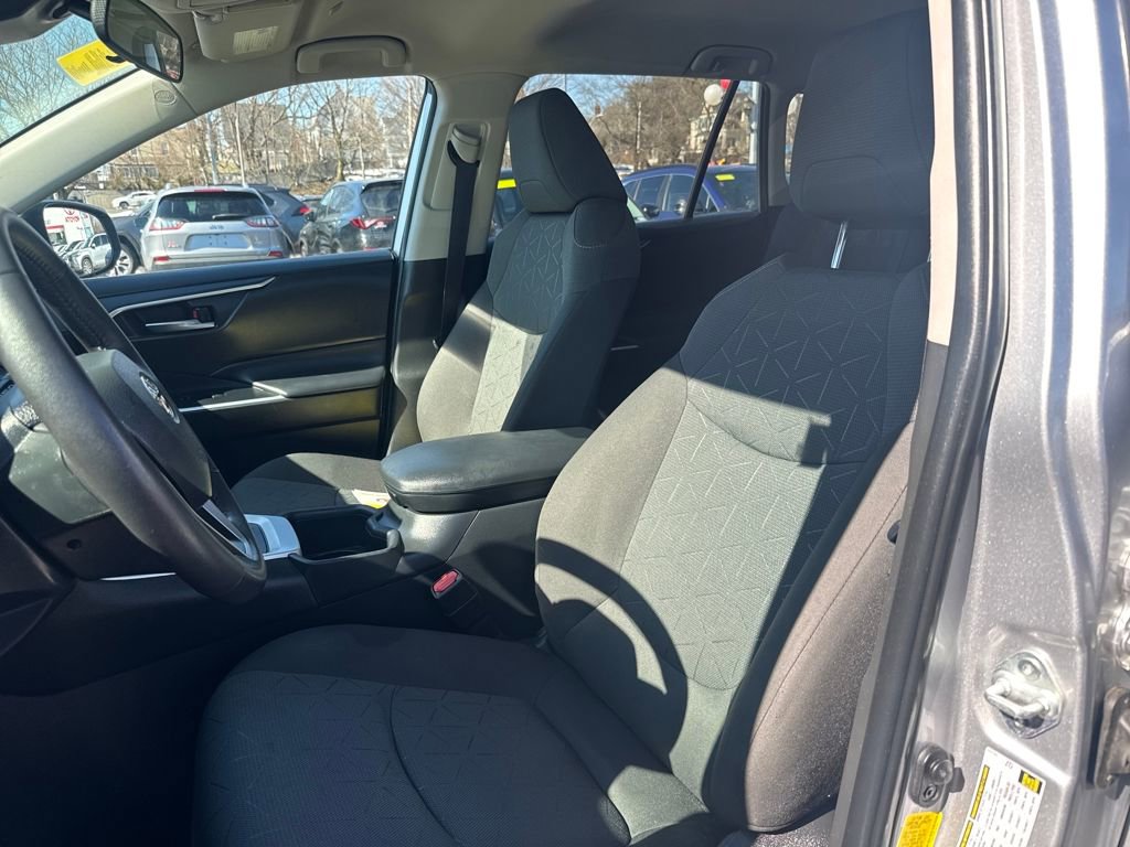 Used 2023 Toyota RAV4 XLE w/ XLE Grade Weather Package image 14