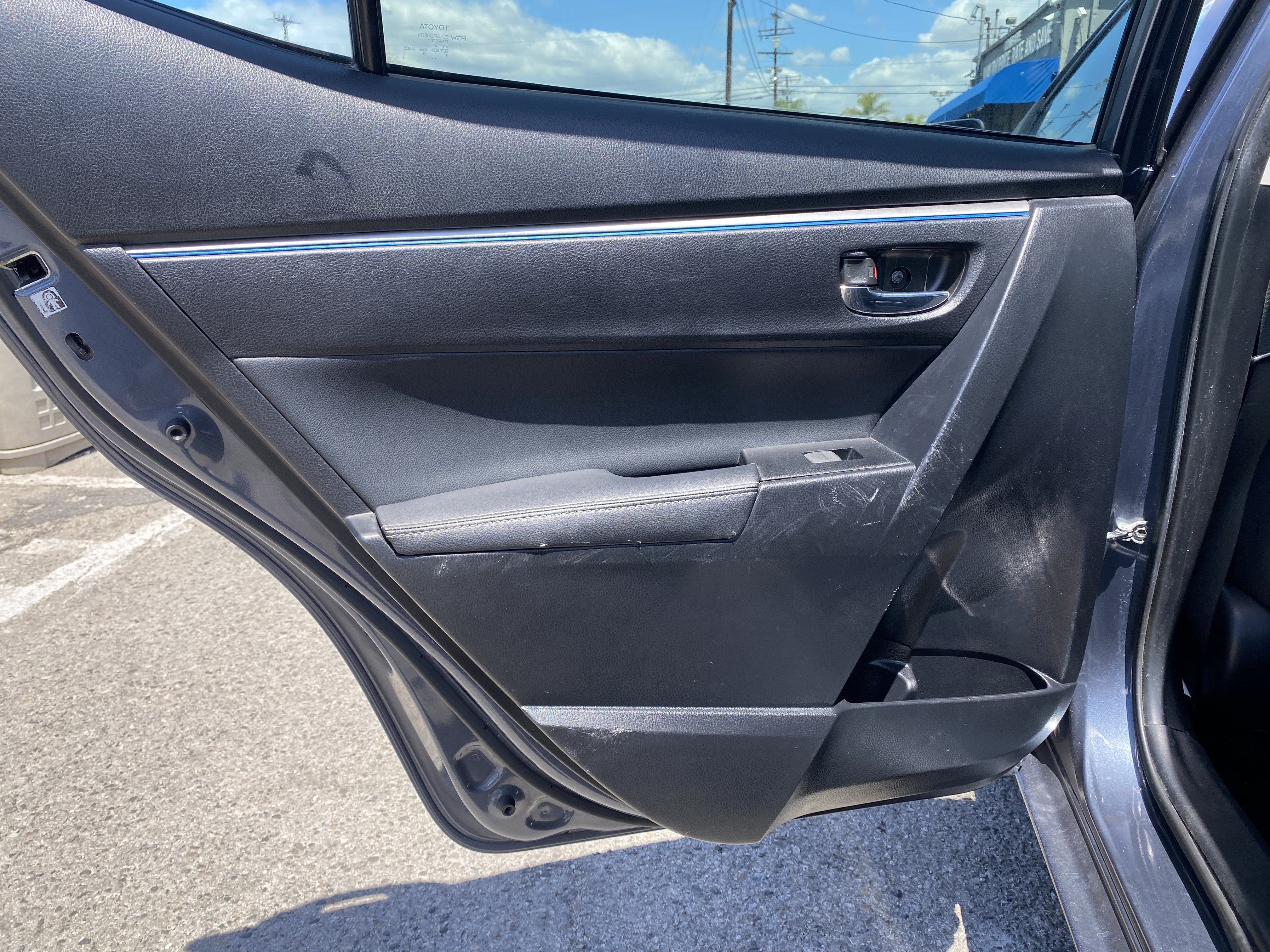 Used 2015 Toyota Corolla S FWD image 17