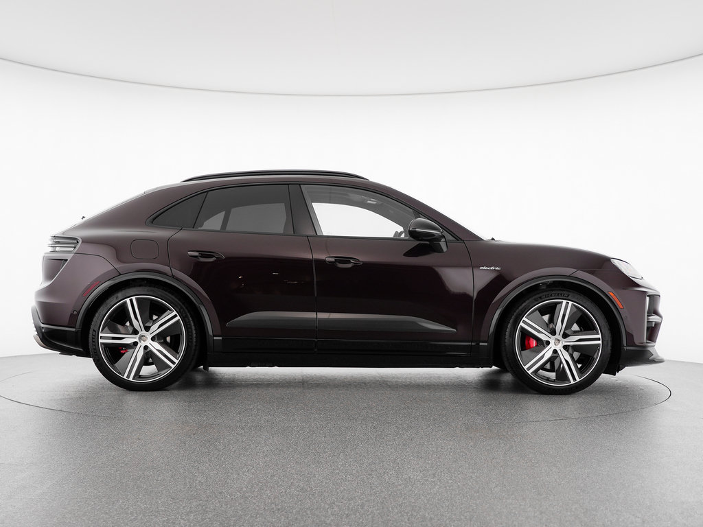 Used 2024 Porsche Macan Turbo Electric AWD/4WD image 6