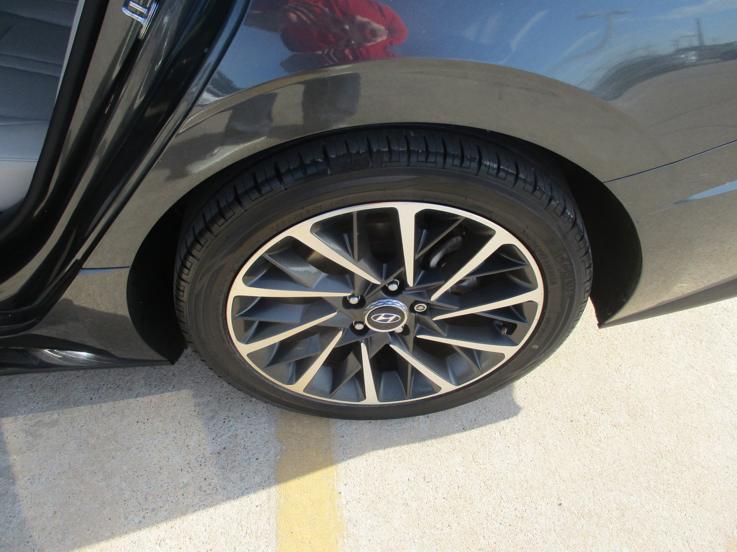Used 2022 Hyundai Sonata Limited FWD image 12