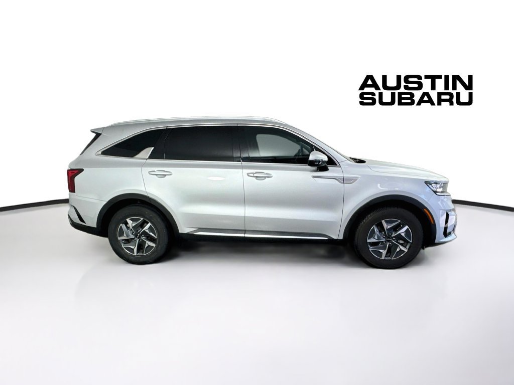 Used 2022 Kia Sorento EX w/ Panoramic Sunroof Package FWD image 8