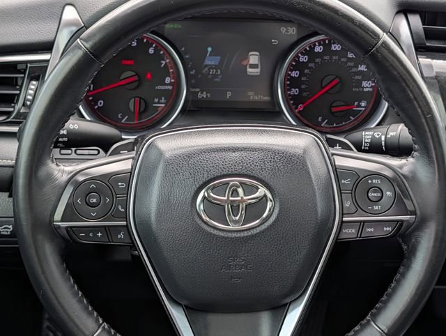 Used 2020 Toyota Camry XSE FWD image 13