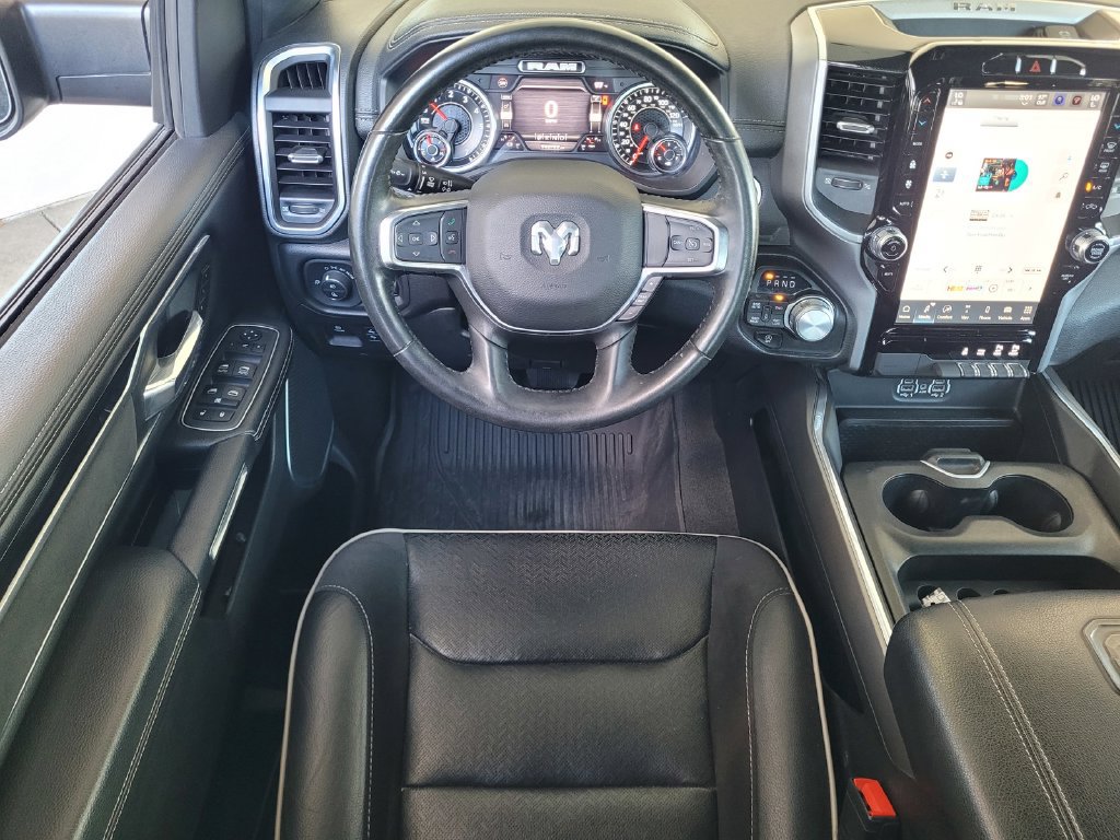 Used 2022 RAM 1500 Laramie w/ Sport Appearance Package AWD/4WD image 11