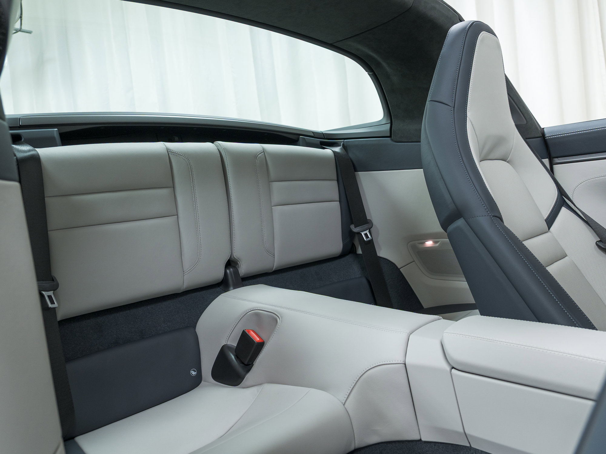 Used 2026 Porsche 911 Targa 4S image 37