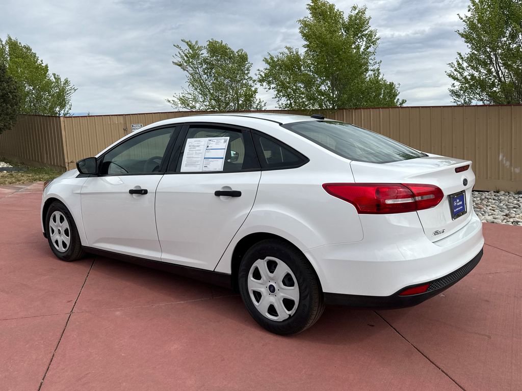 Certified 2018 Ford Focus S FWD image 5