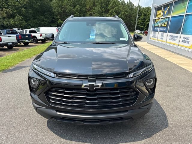 New 2026 Chevrolet TrailBlazer LT w/ Midnight Edition AWD/4WD image 2
