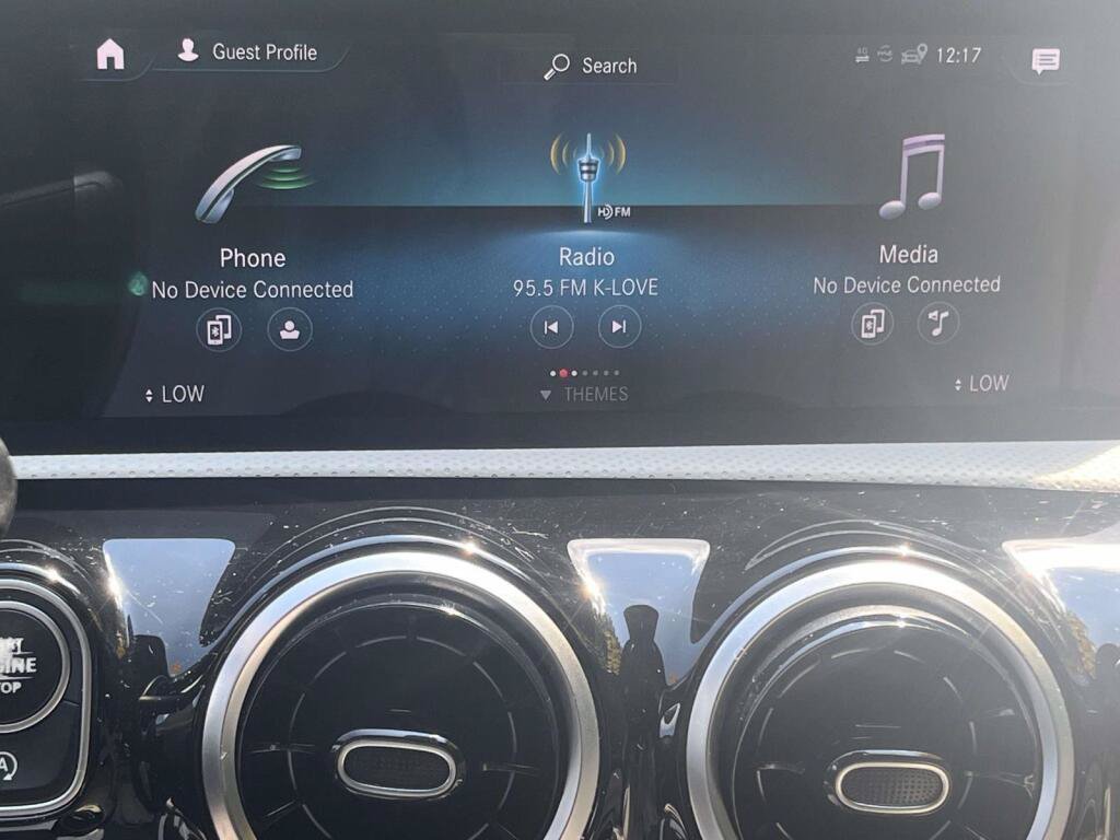 Certified 2020 Mercedes-Benz A 220 4MATIC image 21