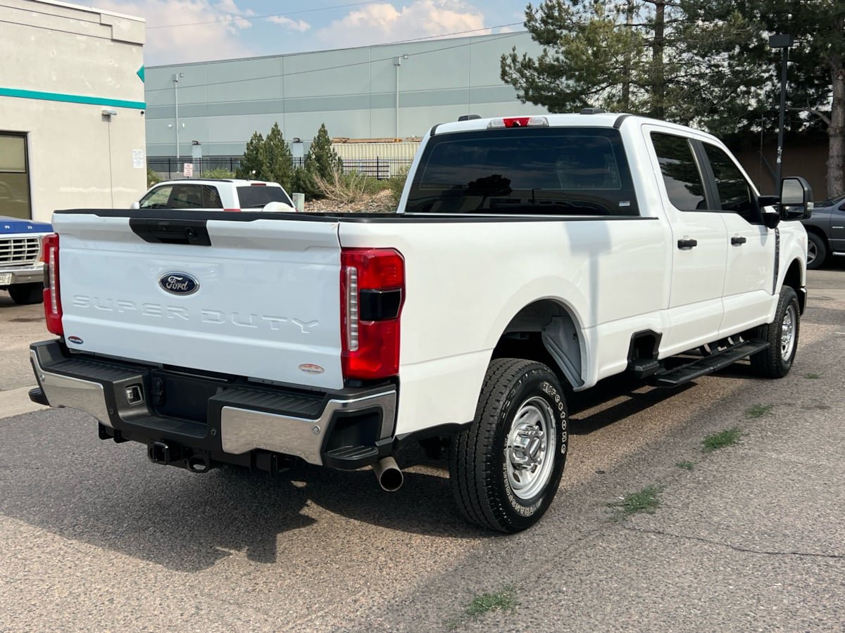 Used 2023 Ford F250 XL w/ 360-Degree Camera Package AWD/4WD image 3