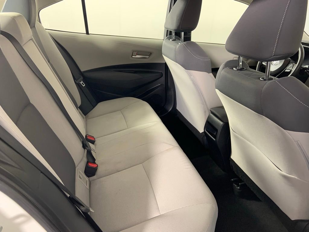 Used 2021 Toyota Corolla LE image 18