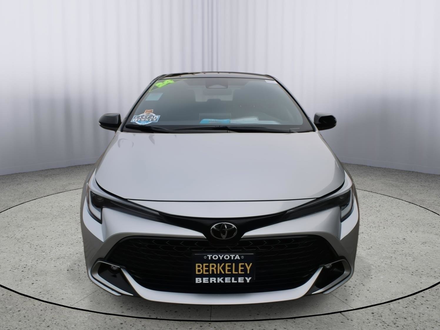 Used 2024 Toyota Corolla XSE image 3