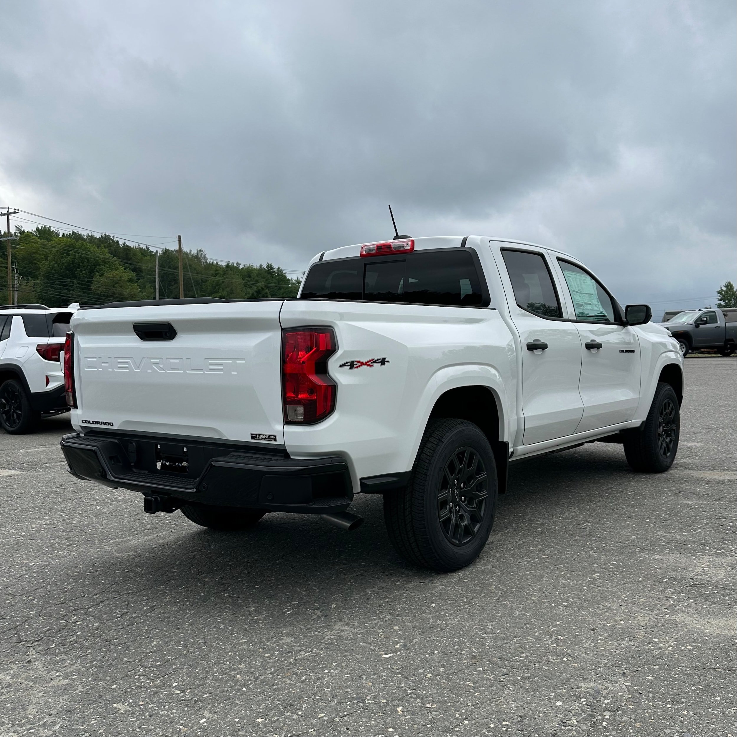 New 2026 Chevrolet Colorado W/T w/ WT Custom Package AWD/4WD image 3
