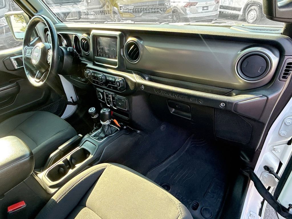 Used 2022 Jeep Wrangler Unlimited Sport image 34