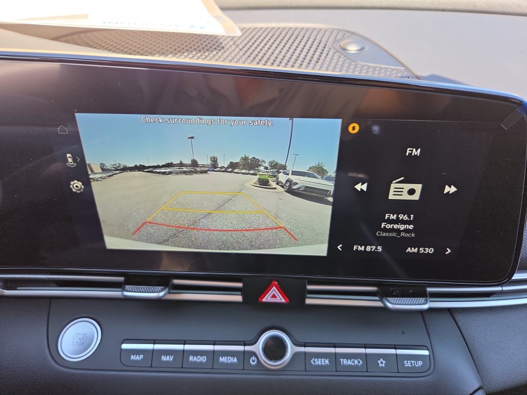 New 2026 Hyundai Elantra Limited FWD image 25