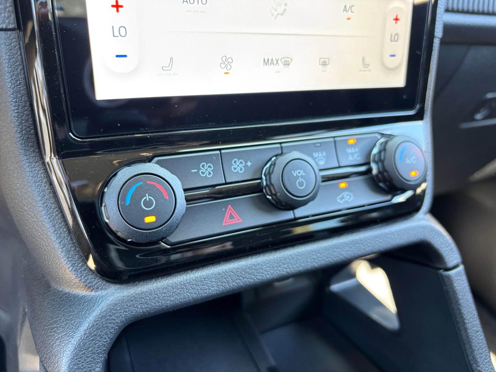 New 2026 Ford Ranger XLT w/ Equipment Group 301A High image 31