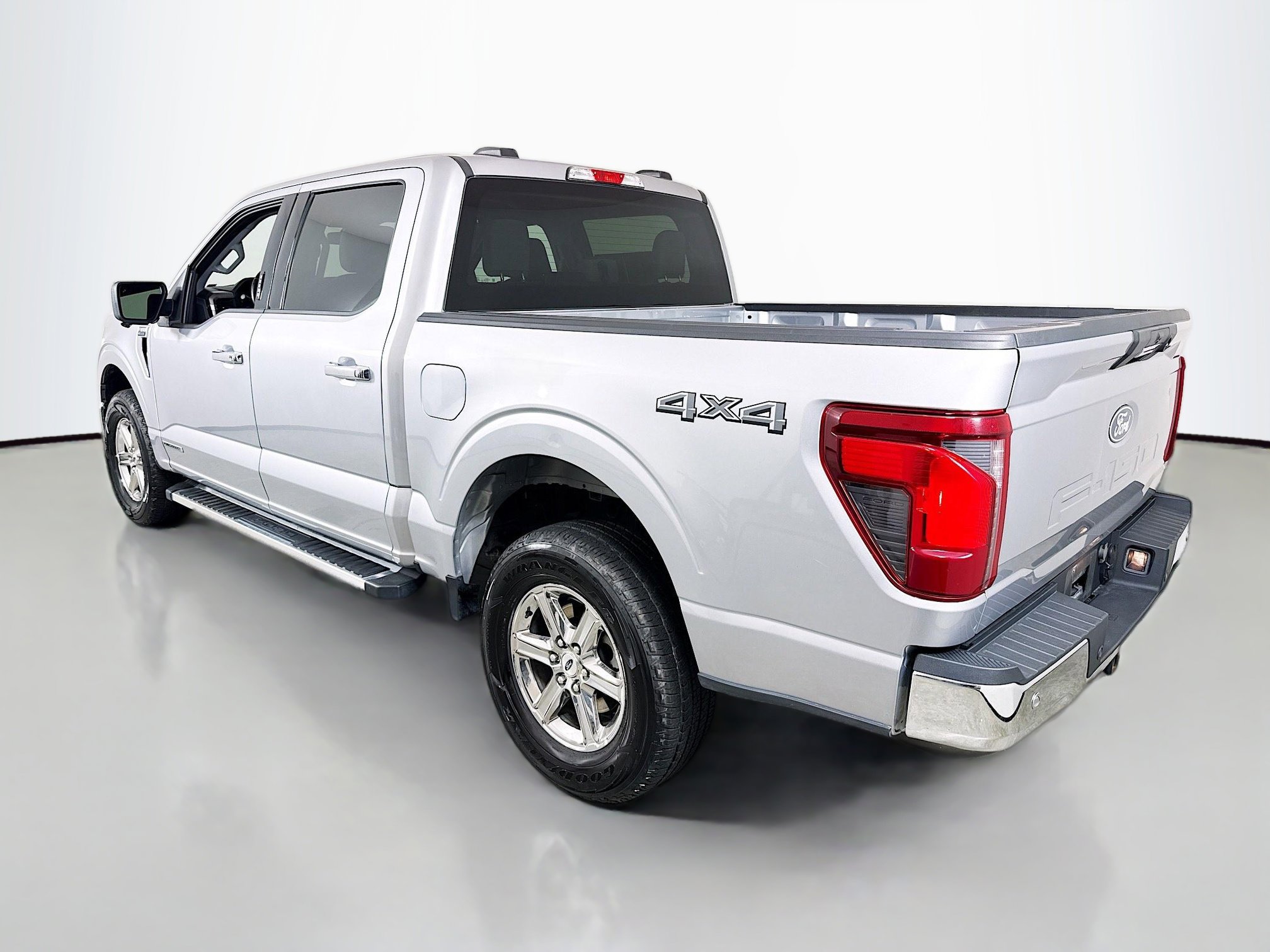 Used 2024 Ford F150 XLT w/ Mobile Office Package AWD/4WD image 5