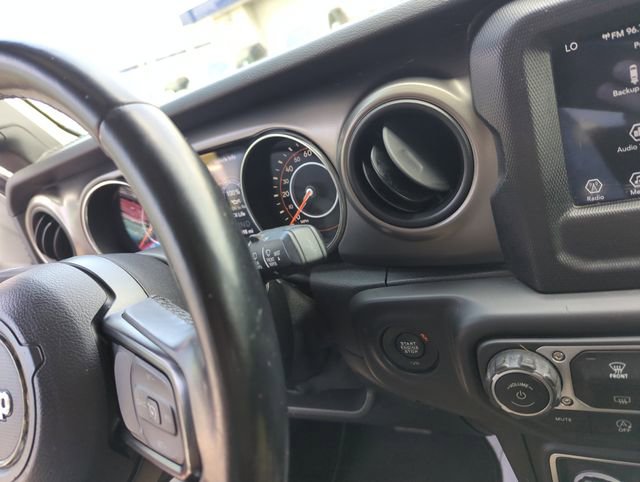 Used 2018 Jeep Wrangler Unlimited Sport S AWD/4WD image 23