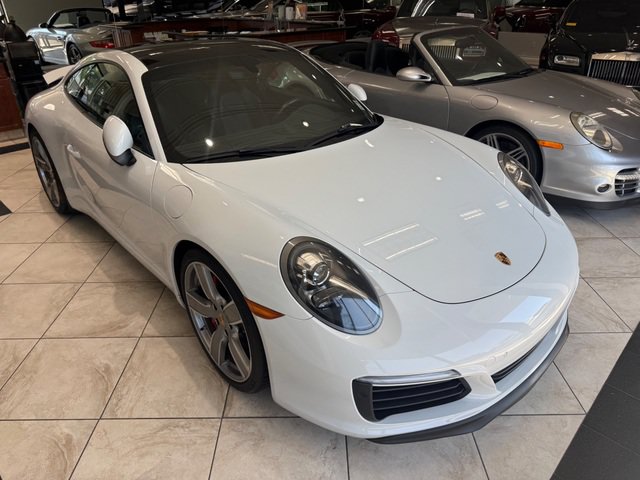 Used 2019 Porsche 911 Carrera S RWD image 3