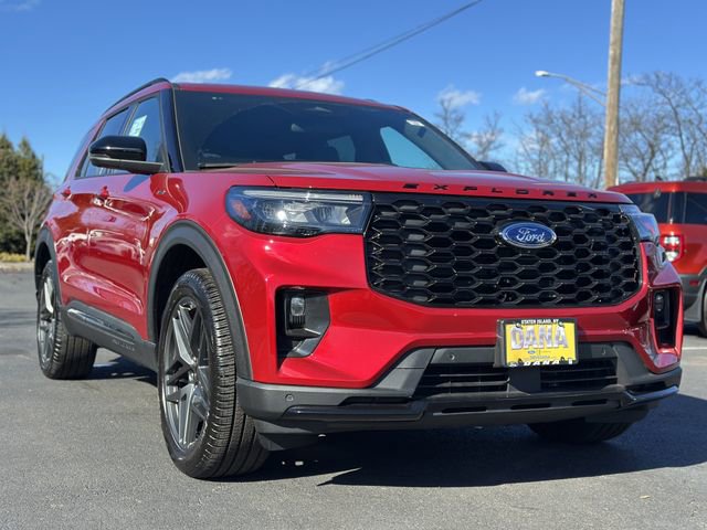 Certified 2025 Ford Explorer ST-Line w/ ST-Line Street Pack image 50