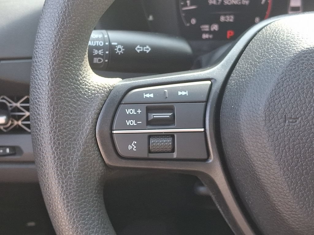Used 2024 Honda Accord EX image 22