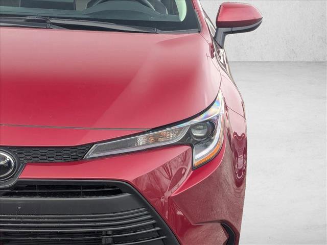 Used 2025 Toyota Corolla LE w/ LE Premium Package image 9