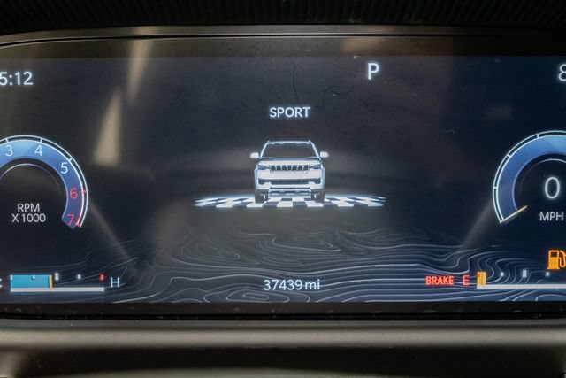 Certified 2022 Jeep Wagoneer Series II AWD/4WD image 19