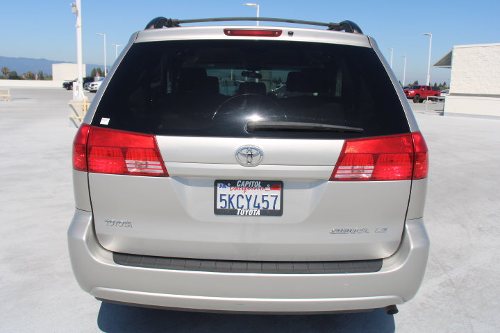 Used 2004 Toyota Sienna LE FWD image 4