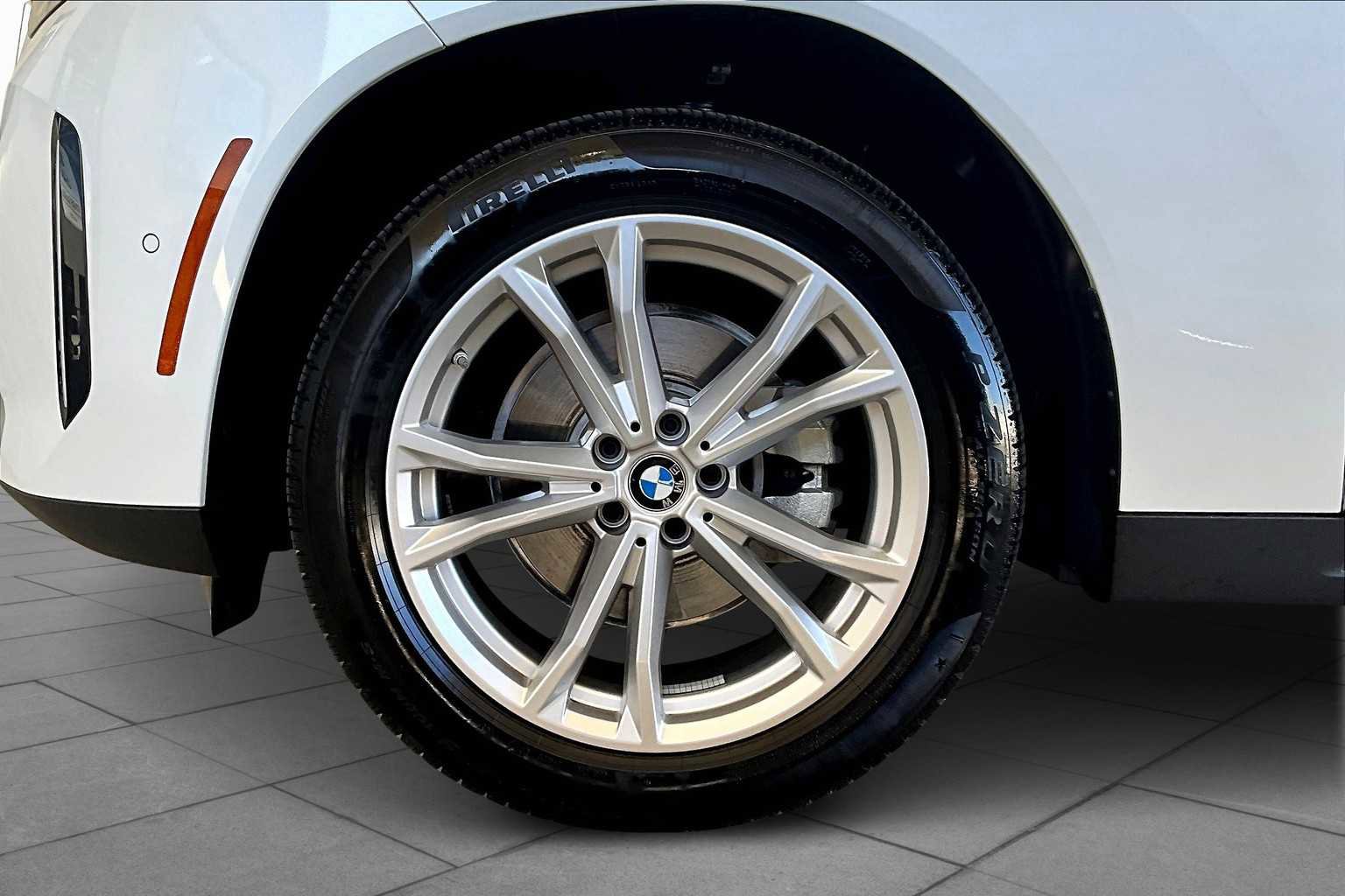 Used 2025 BMW X3 xDrive30i w/ Premium Package image 10