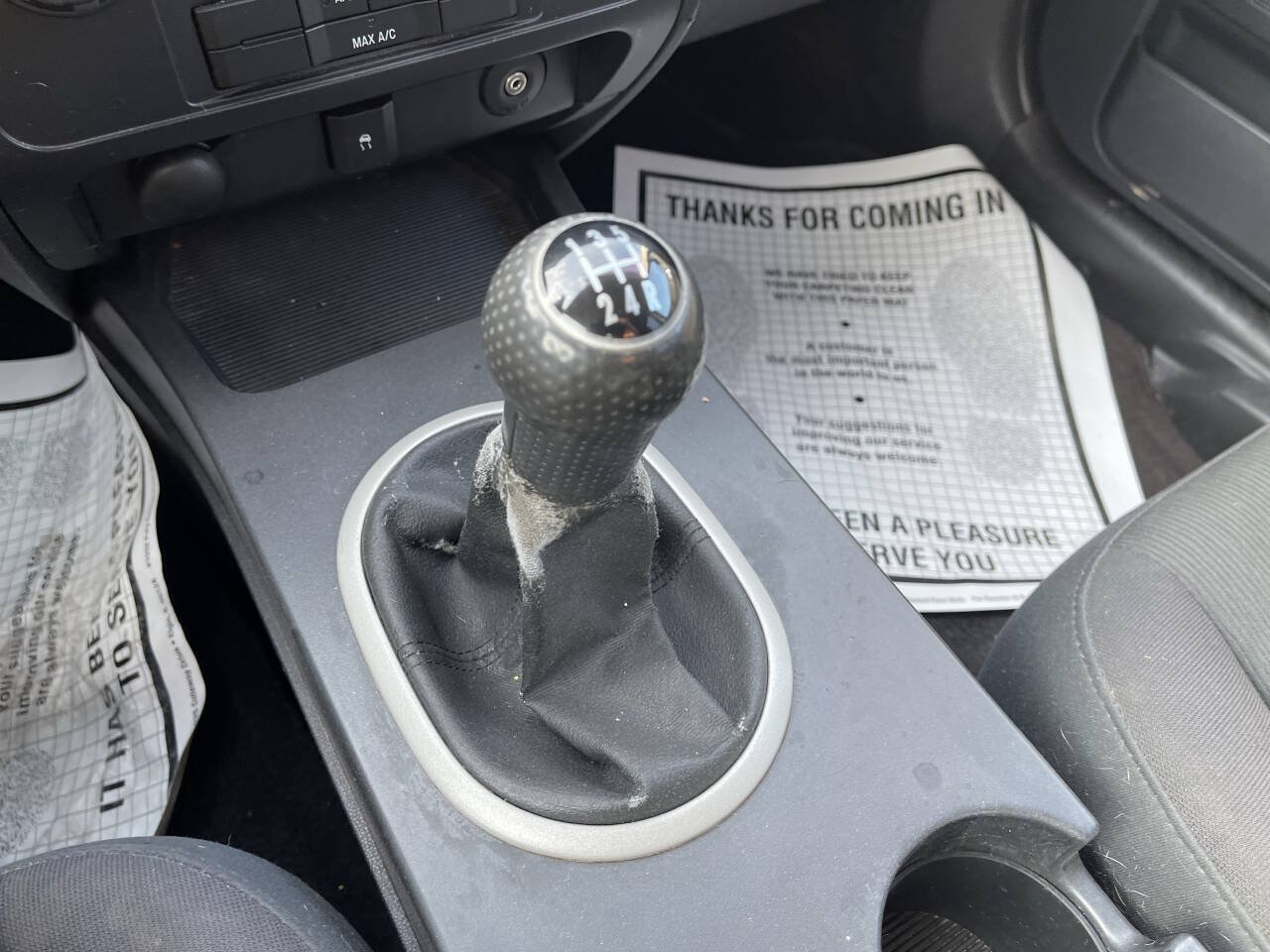 Used 2010 MAZDA Tribute i Sport FWD image 12