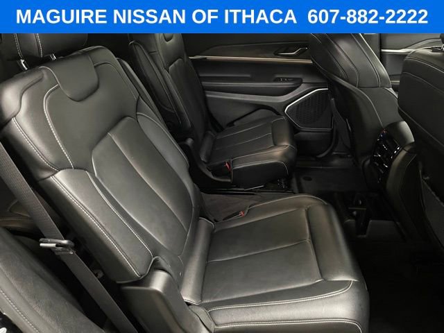 Used 2021 Jeep Grand Cherokee L Limited AWD/4WD image 22