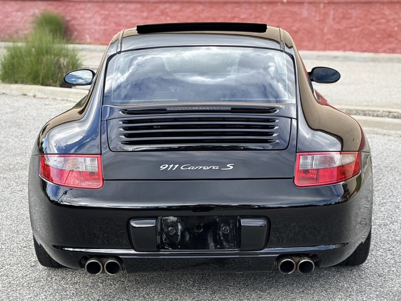 Used 2005 Porsche 911 Carrera S image 6
