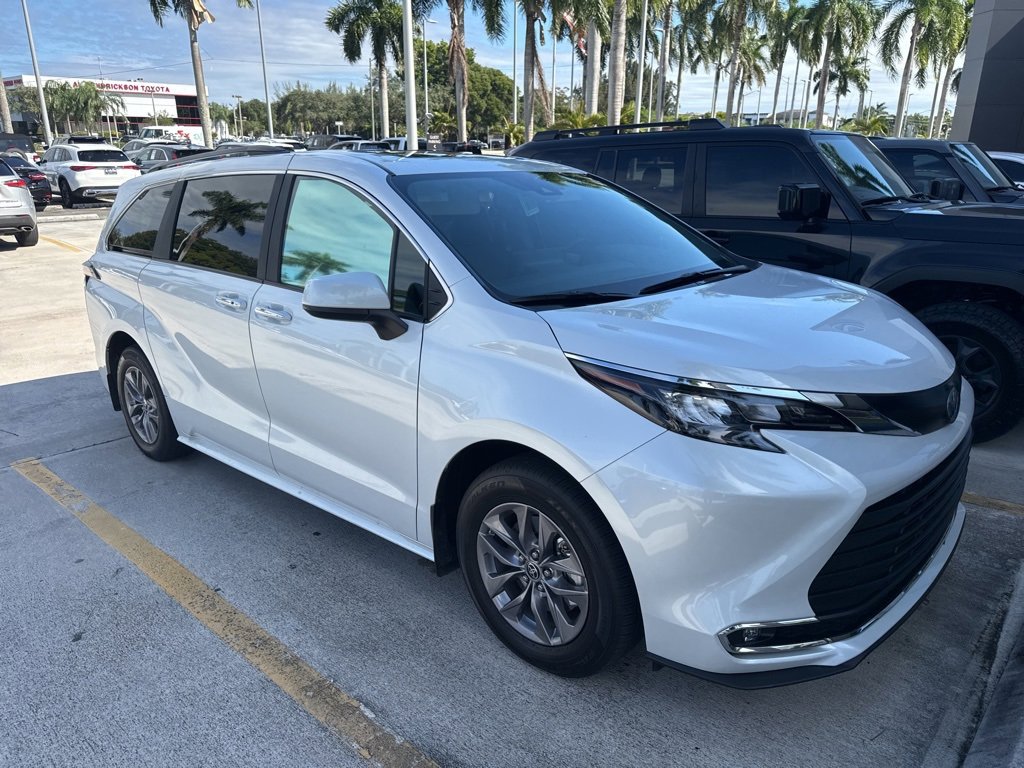 Used 2024 Toyota Sienna XLE
