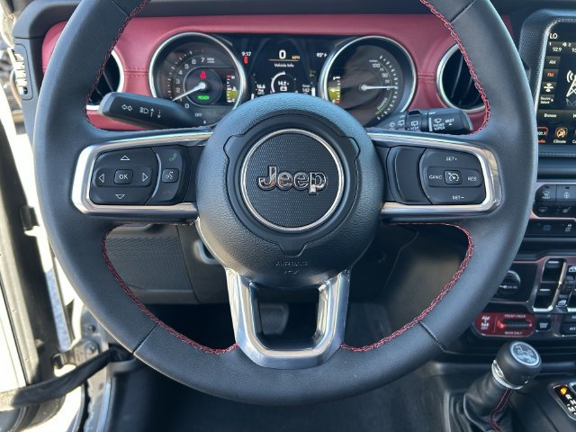 Used 2023 Jeep Wrangler Unlimited Rubicon 4xe AWD/4WD image 24