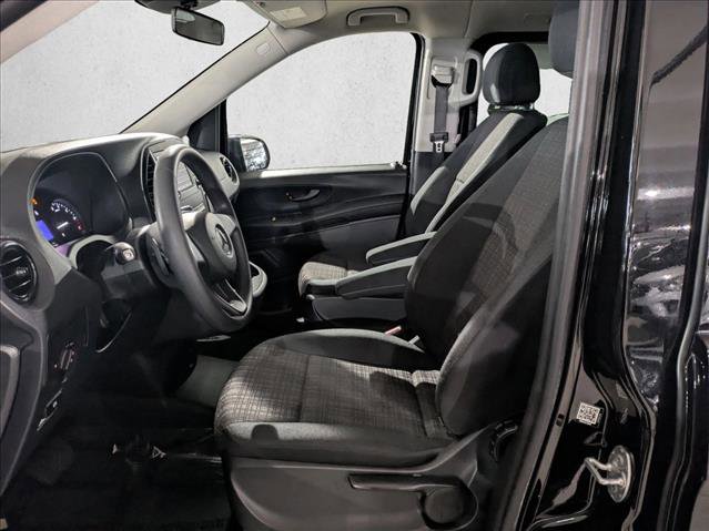 Used 2020 Mercedes-Benz Metris Passenger image 23