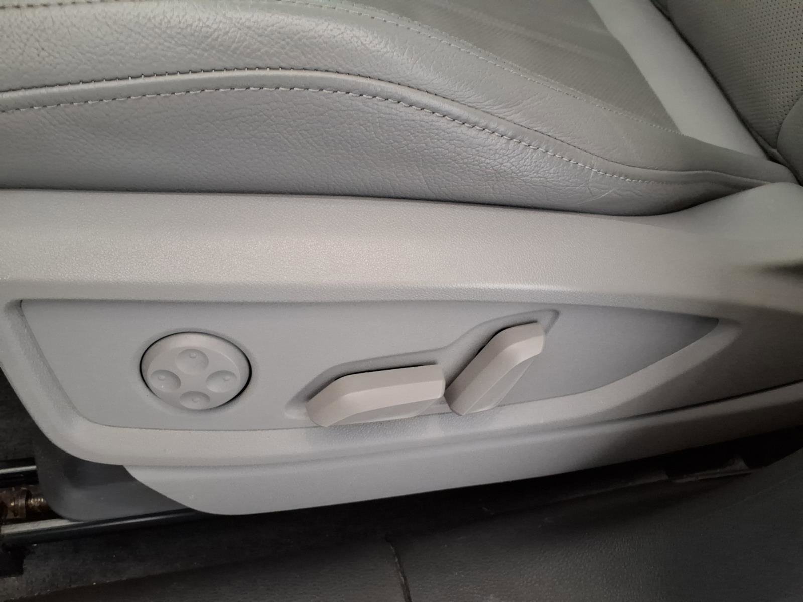 Used 2019 Audi Q5 2.0T Premium Plus w/ Premium Plus Package image 22