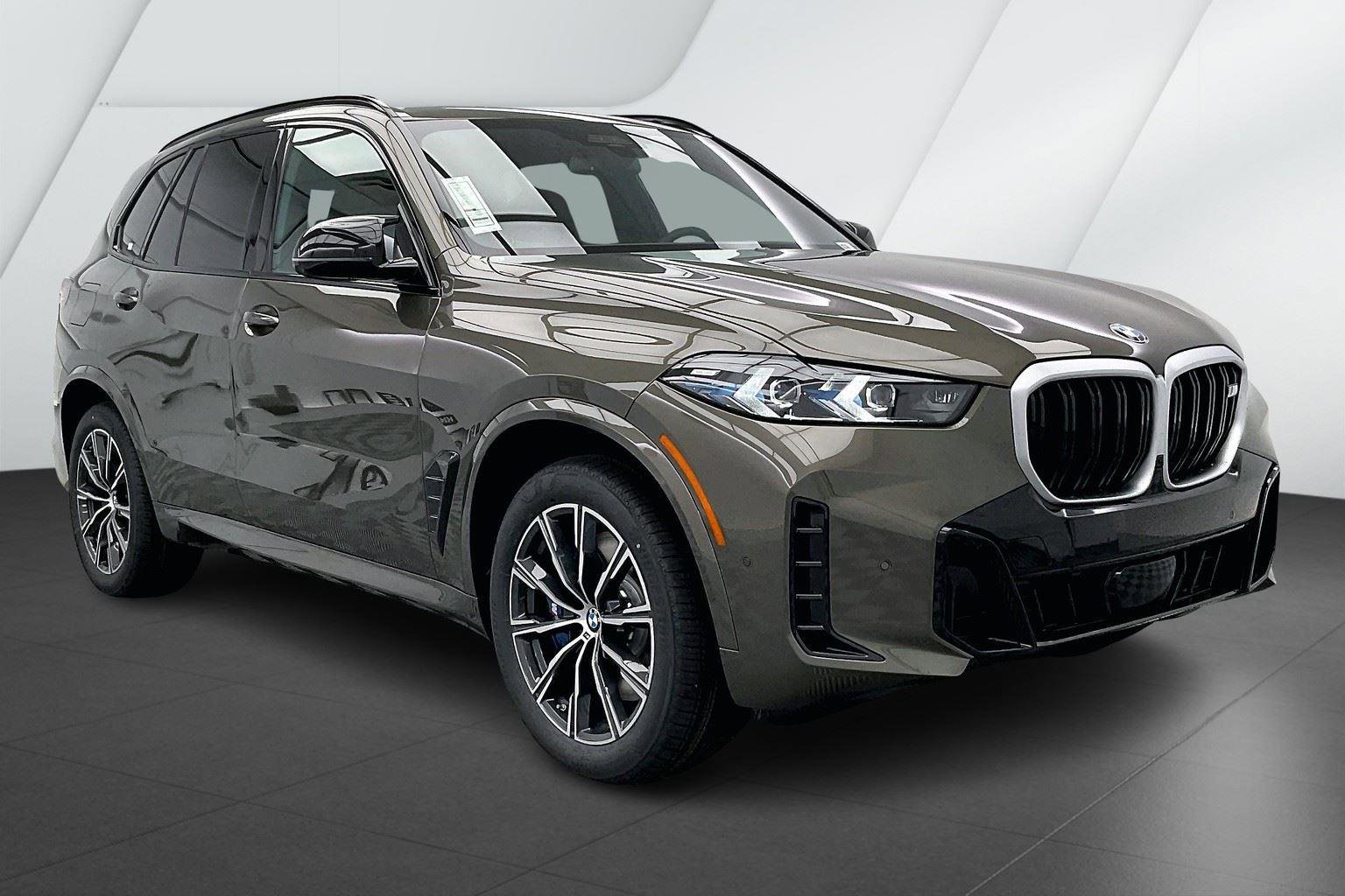 New 2026 BMW X5 M60i image 2