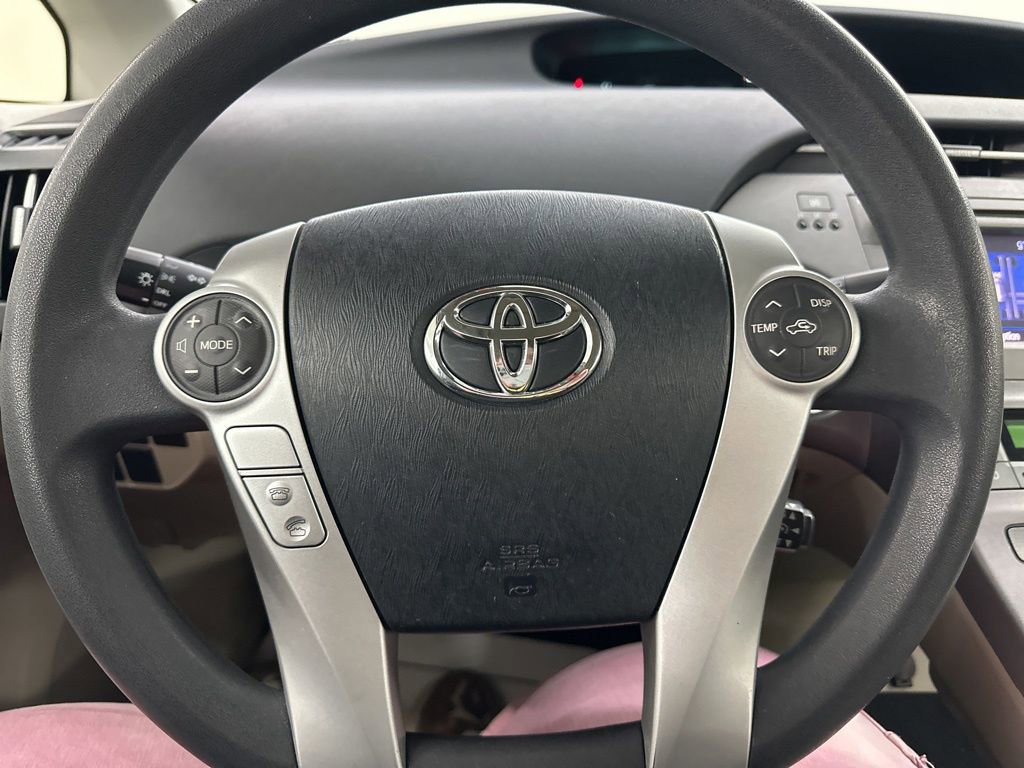 Used 2014 Toyota Prius Two image 33
