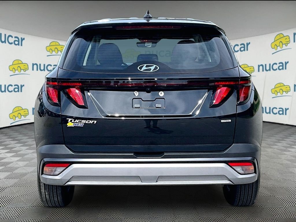 Used 2025 Hyundai Tucson SE AWD/4WD image 5