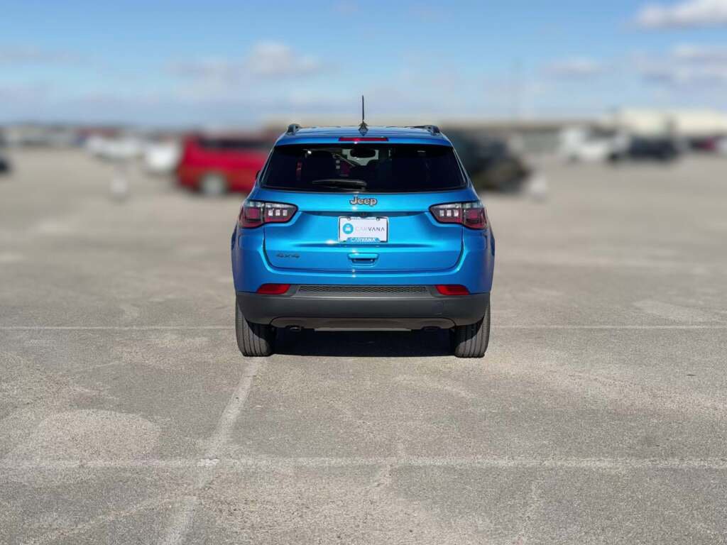 New 2026 Jeep Compass Latitude image 10