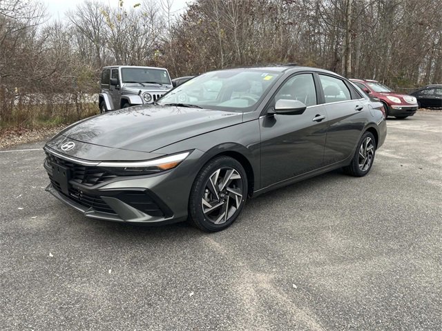 Certified 2024 Hyundai Elantra SEL w/ Convenience Package image 7