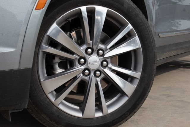 Certified 2025 Cadillac XT5 Premium Luxury image 2