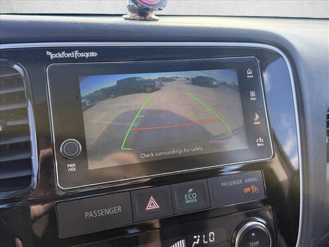 Used 2017 Mitsubishi Outlander SEL image 19