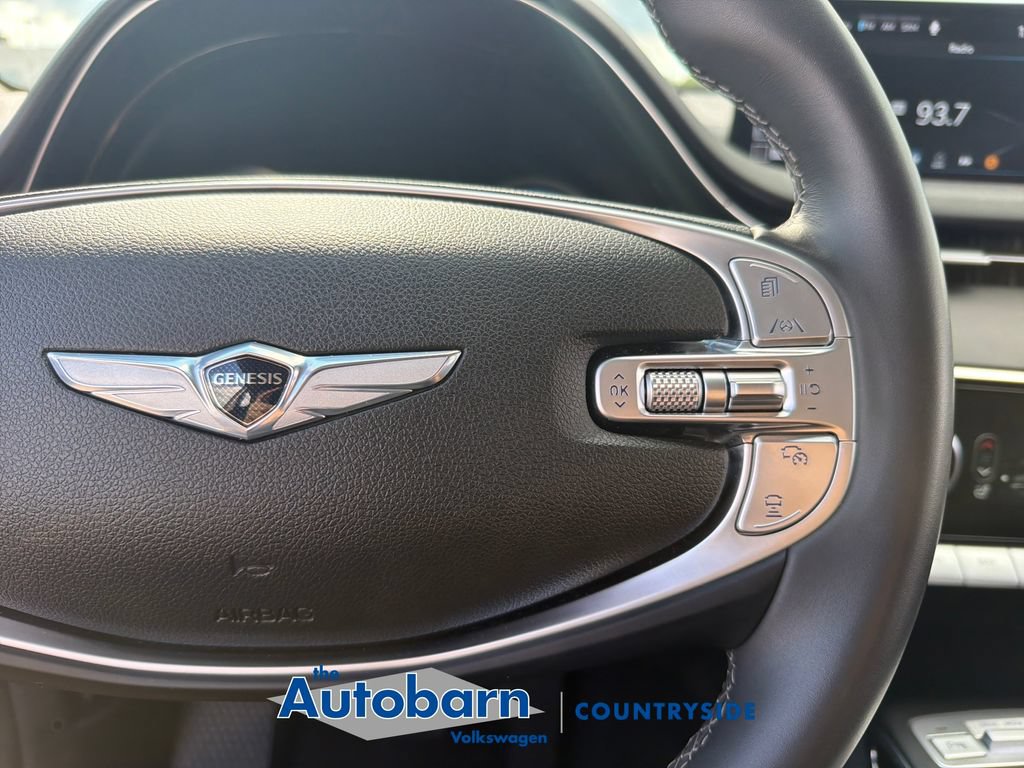 Used 2025 Genesis GV70 2.5T AWD/4WD image 12