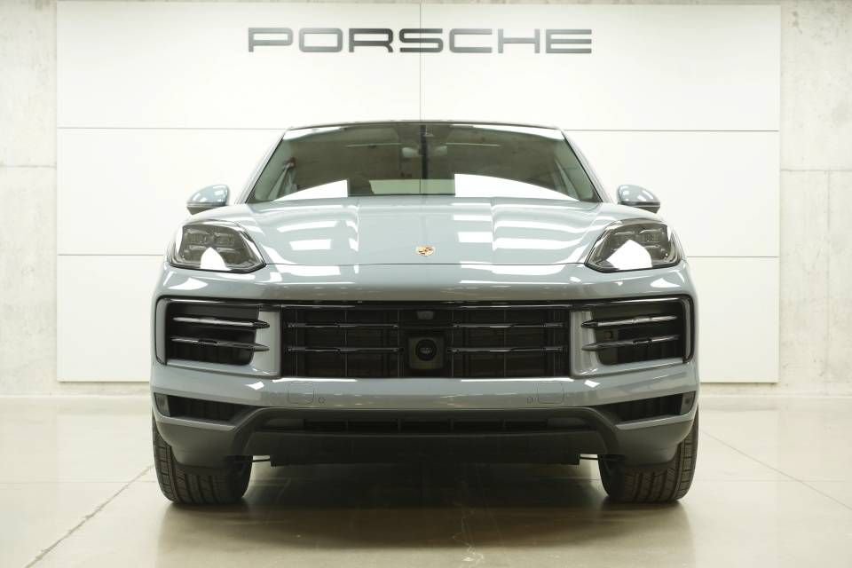 New 2026 Porsche Cayenne S AWD/4WD image 11